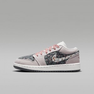 Nike Air Jordan 1 Low SE Skor Barn Blommiga Vita Rosa | 764-AKSUEB