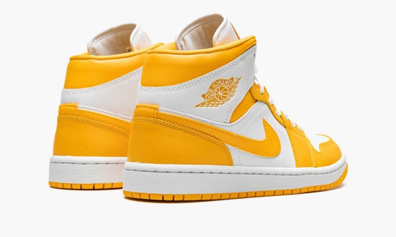 Nike Air Jordan 1 Mid 'White / University Gold' Skor Dam Vita Guld | 128-BFZSKJ