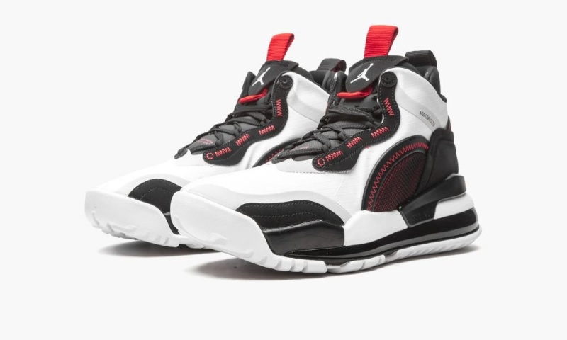 Nike Air Jordan AEROSPACE 720 'White / Black / Gym Red' Skor Herr Vita Röda Svarta Grå | 679-KCATHF